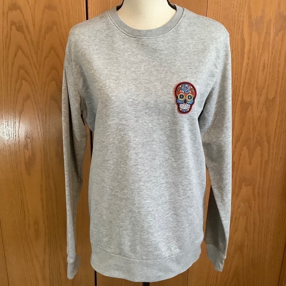 NWOT Suspicious Antwerp Grey Skull Sweatshirt Sz-S